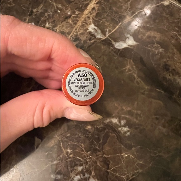 Mac Mini Amplified Lipstick in color Vegas Volt - Picture 6 of 6